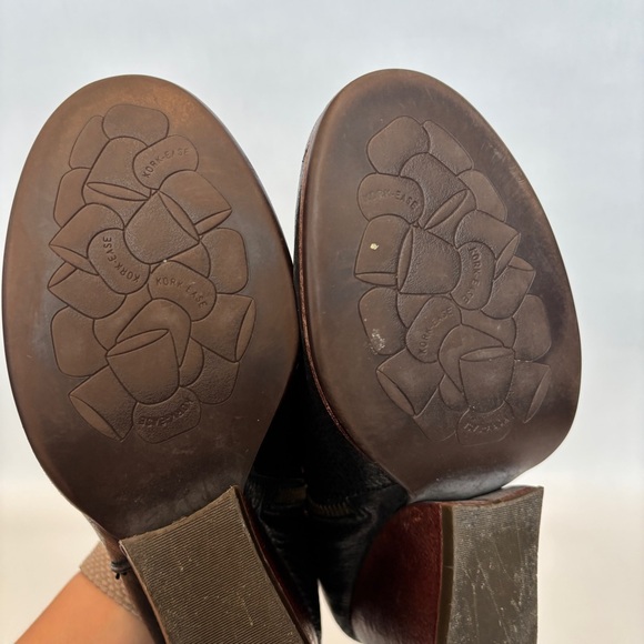 Kork-Ease womens Holmes Wedge Ankle Bootie Black Leather side zip size 8.5 - Picture 10 of 11